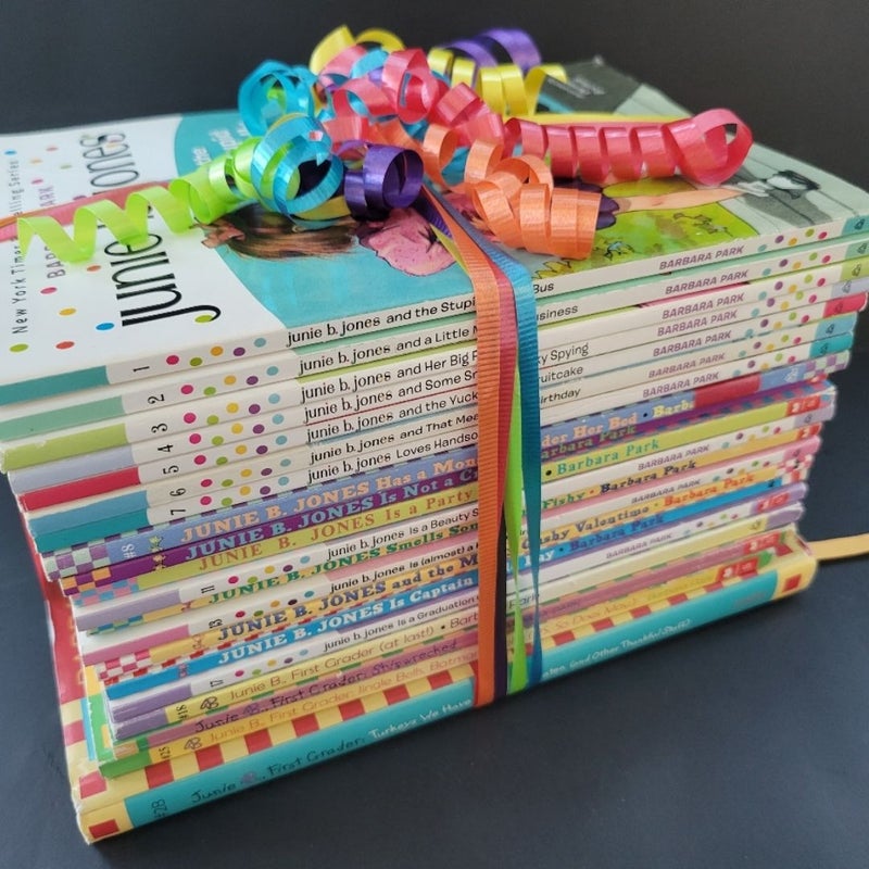 JUNIE B. JONES BOOKS ALMOST COMPLETE SET OF 20 VINTAGE & NEW COVERS BARBARA PARK