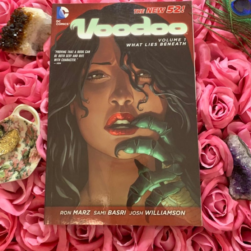 Voodoo Vol. 1: What Lies Beneath (the New 52)