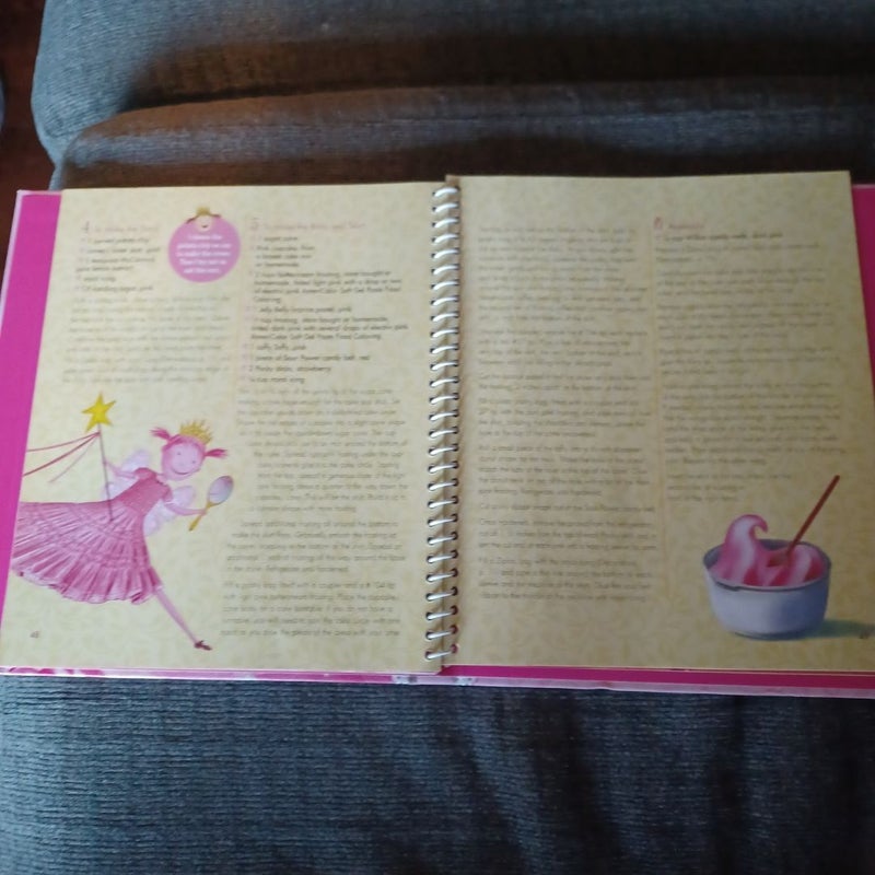 Pinkalicious Cupcake Cookbook