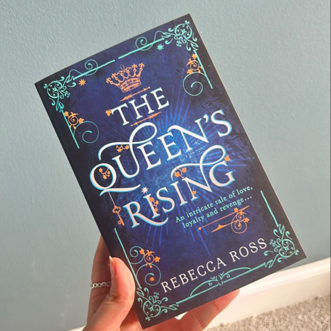 The Queen's Rising by Rebecca Ross, Paperback | Pangobooks