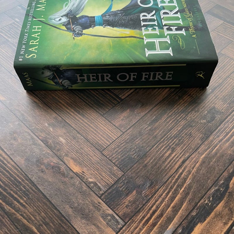 Heir of Fire - paperback