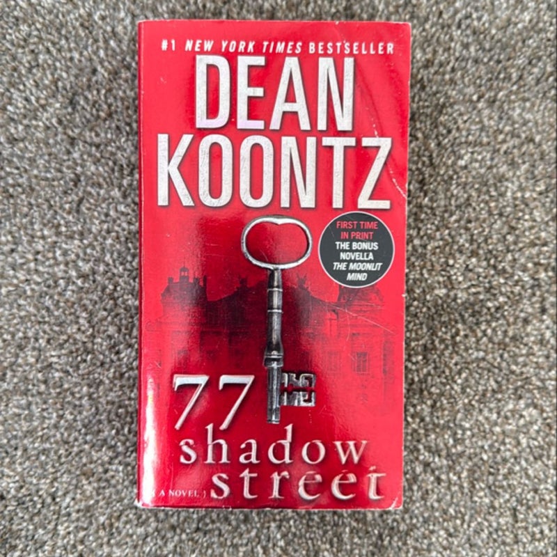 77 Shadow Street (with Bonus Novella the Moonlit Mind)