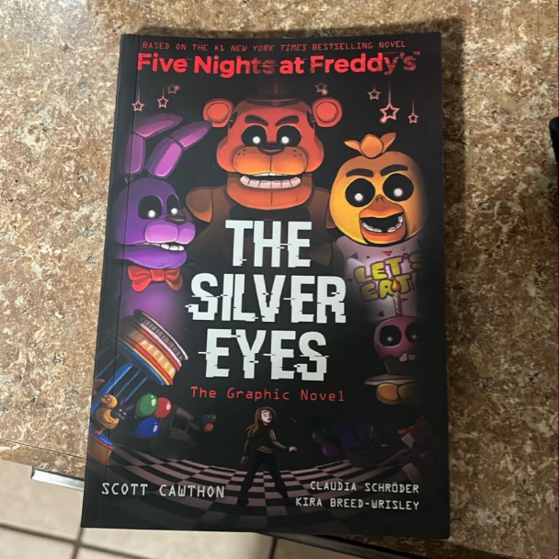The Silver Eyes (Five Nights at Freddy's Graphic Novel #1)