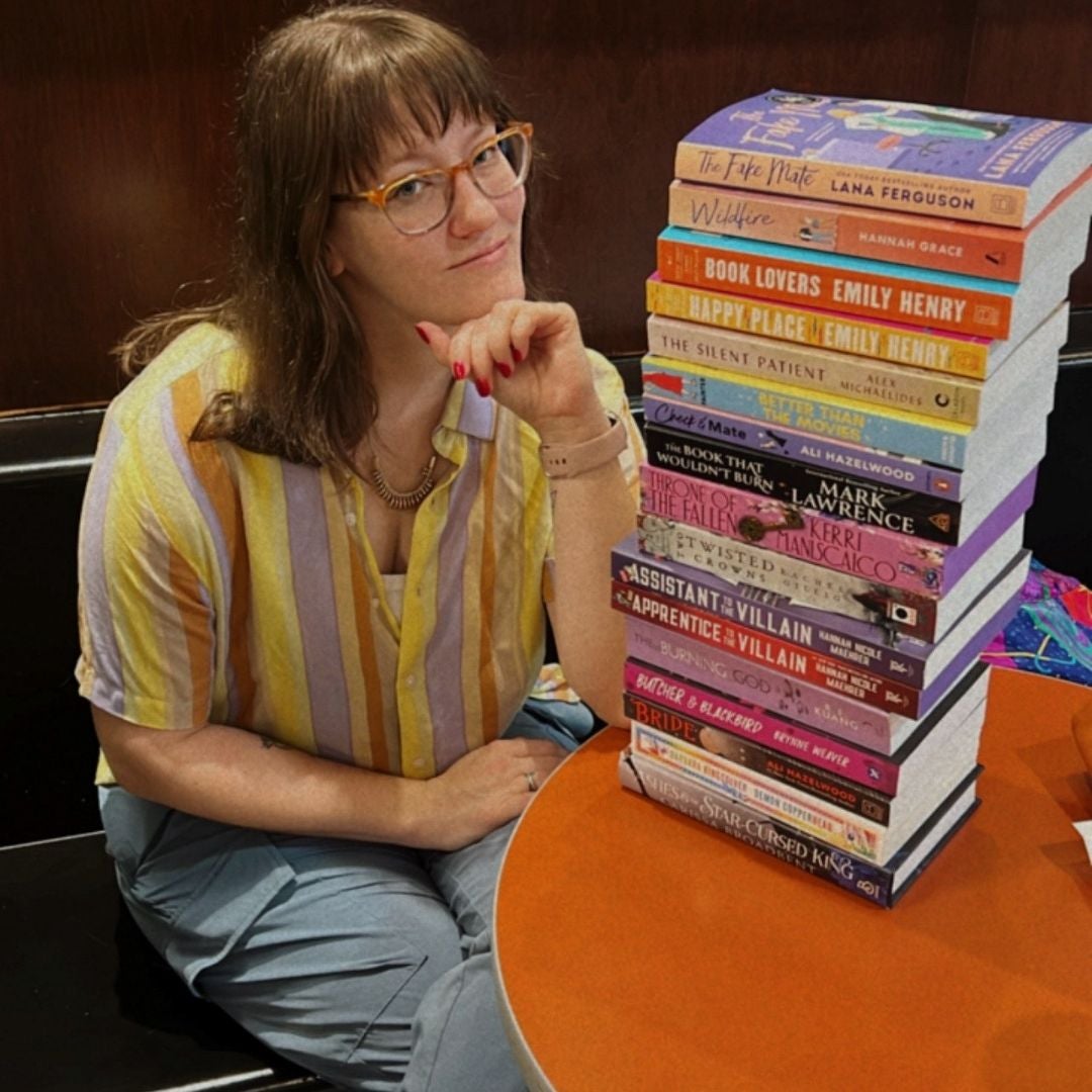 RoyalFox Bookstore