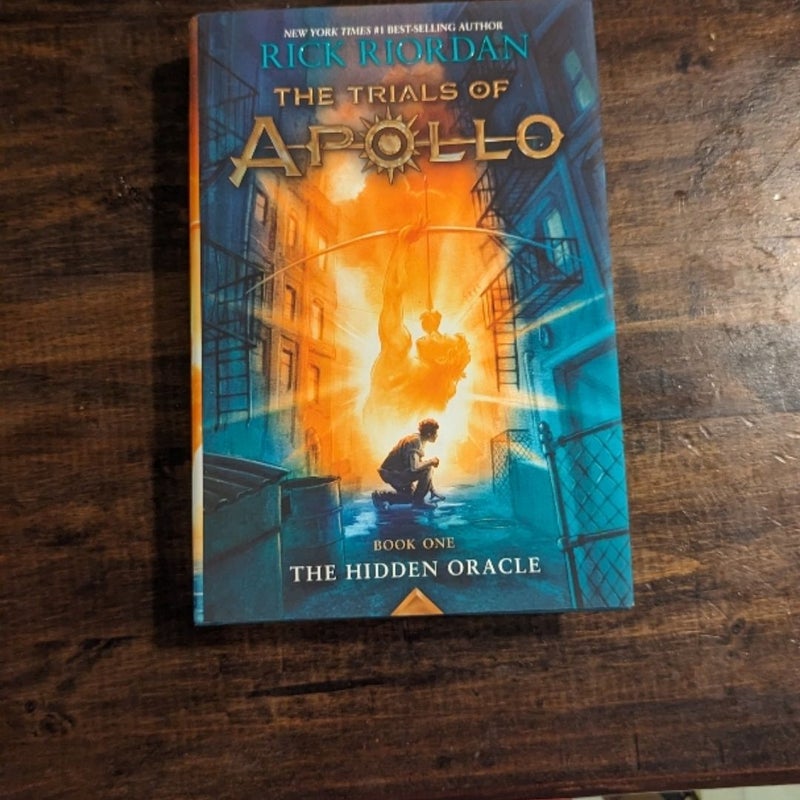 Trials of Apollo, the Book One the Hidden Oracle (Trials of Apollo, the Book One)