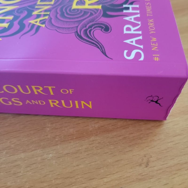 A Court of Wings and Ruin