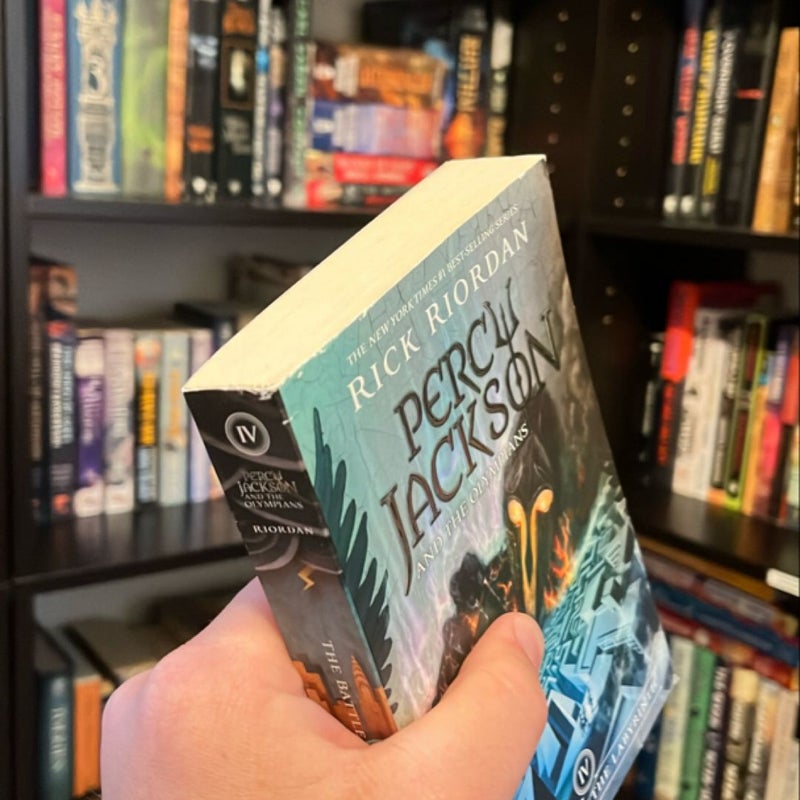 Percy Jackson and the Olympians, Book Four the Battle of the Labyrinth (Percy Jackson and the Olympians, Book Four)