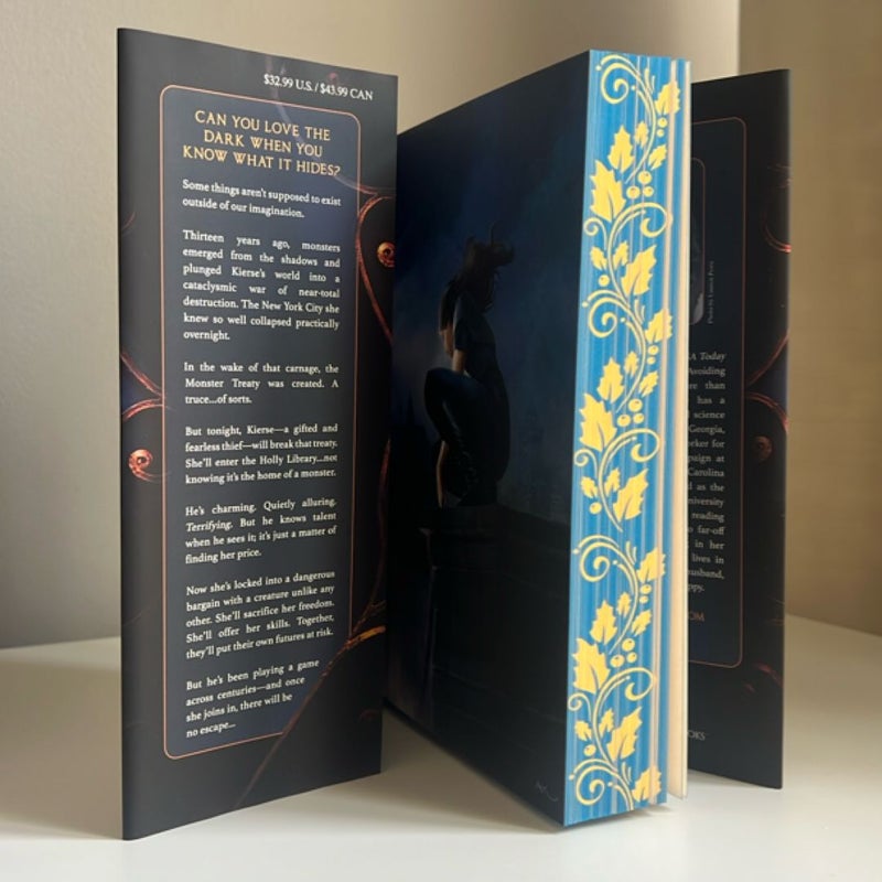 The Wren in the Holly Library (Deluxe Limited Edition)