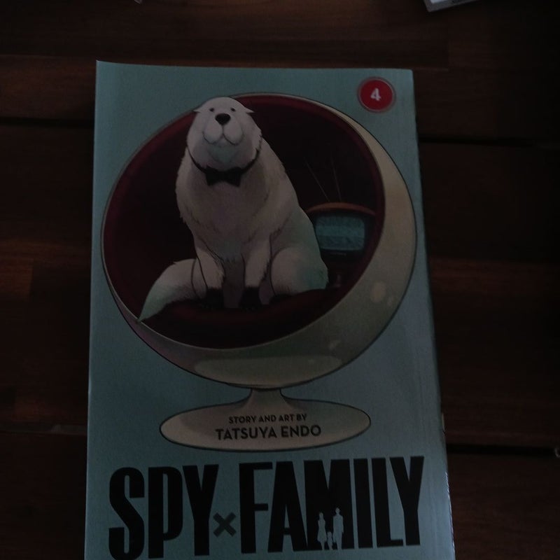 Spy X Family, Vol. 4 by Tatsuya Endo, Paperback