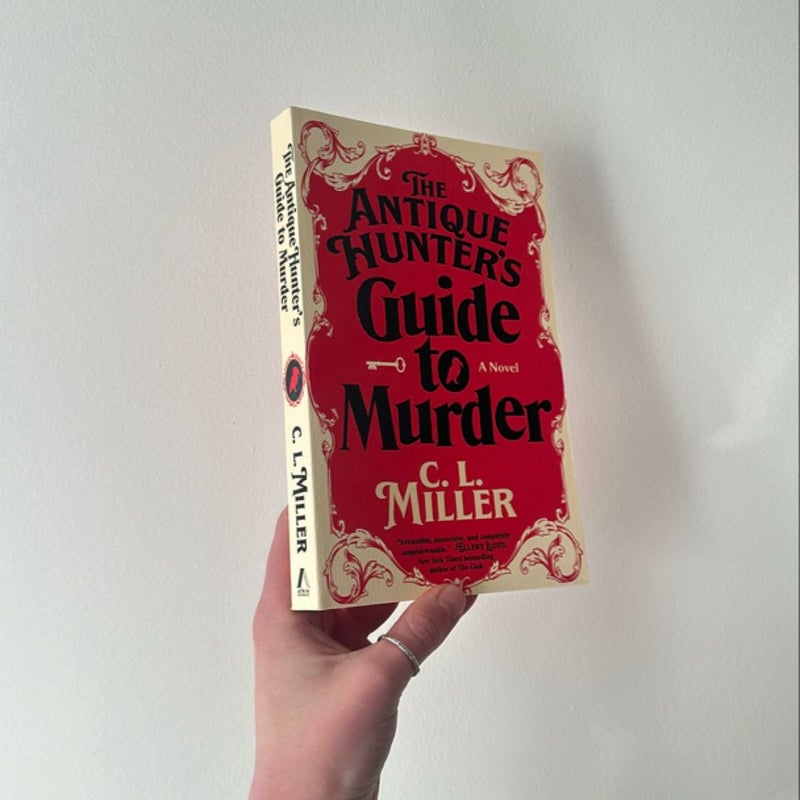 The Antique Hunter's Guide to Murder