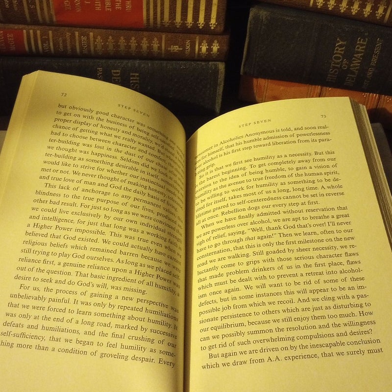 Twelve Steps and Twelve Traditions Trade Edition