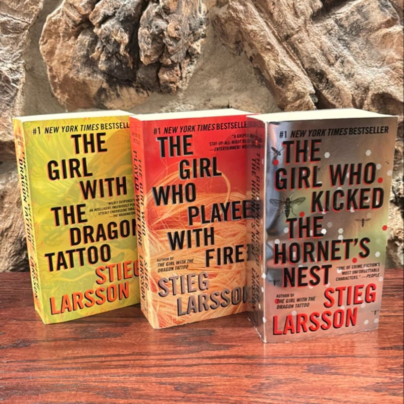 The Girl with the Dragon Tattoo Books 1-3 Series Bundle