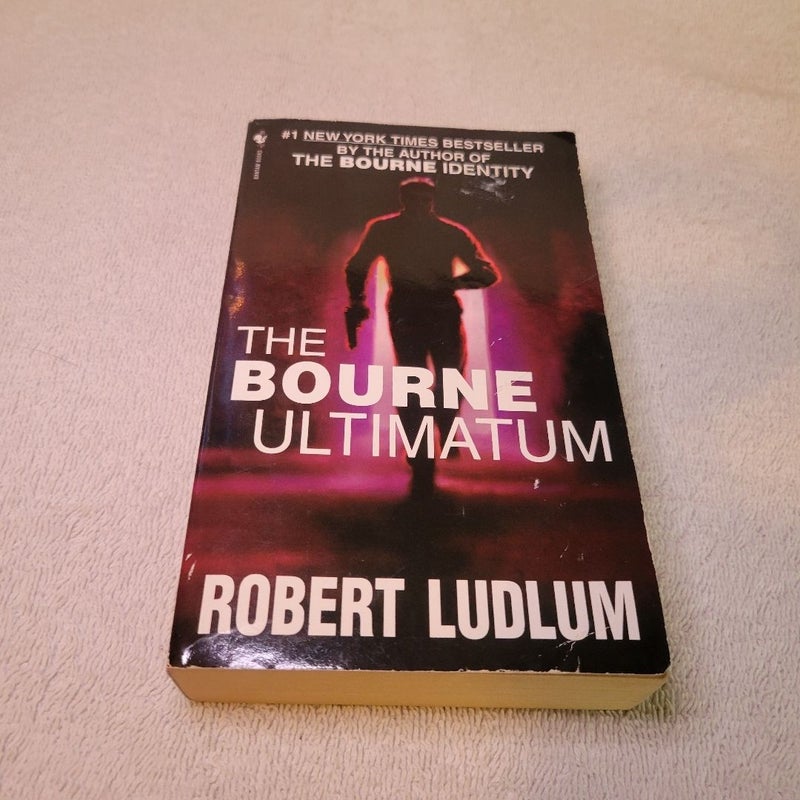 The Bourne Trilogy 3 Book Set