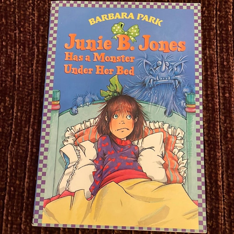 Junie B. Jones #8: Monster Under Her Bed