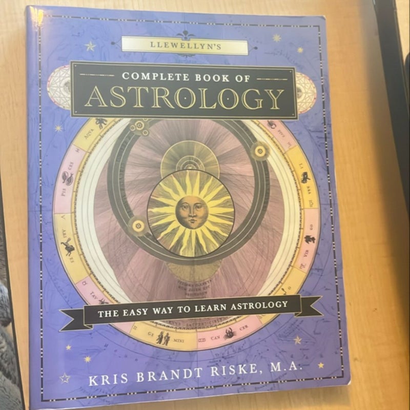 Llewellyn's Complete Book of Astrology