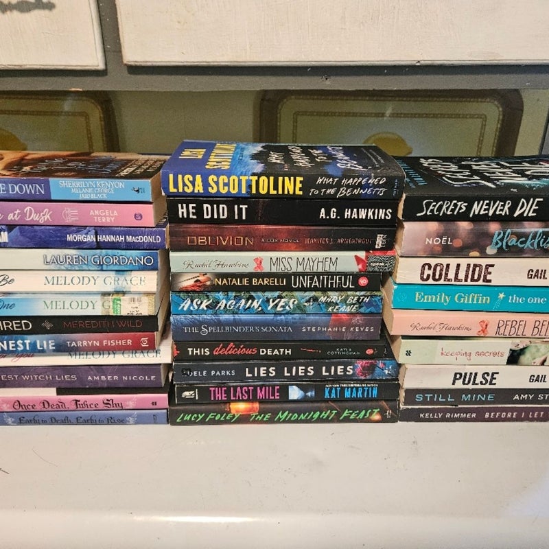 Lot of books!!