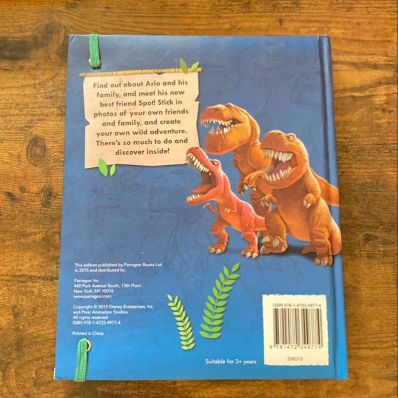 Disney Pixar the Good Dinosaur Book of Bravery