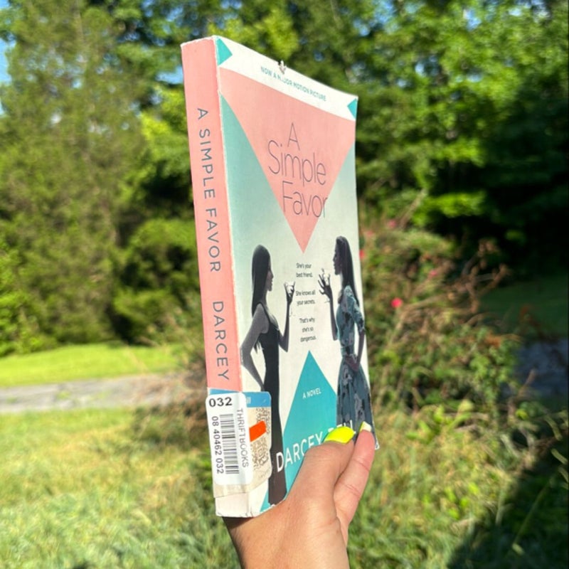 A Simple Favor [Movie Tie-In]