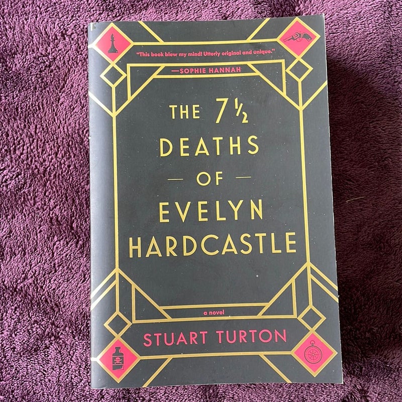 The 7½ Deaths of Evelyn Hardcastle