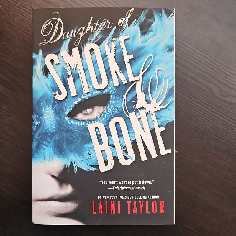 Daughter of Smoke and Bone Bundle