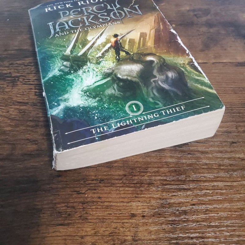 Percy Jackson and the Olympians, Book One the Lightning Thief (Percy Jackson and the Olympians, Book One)