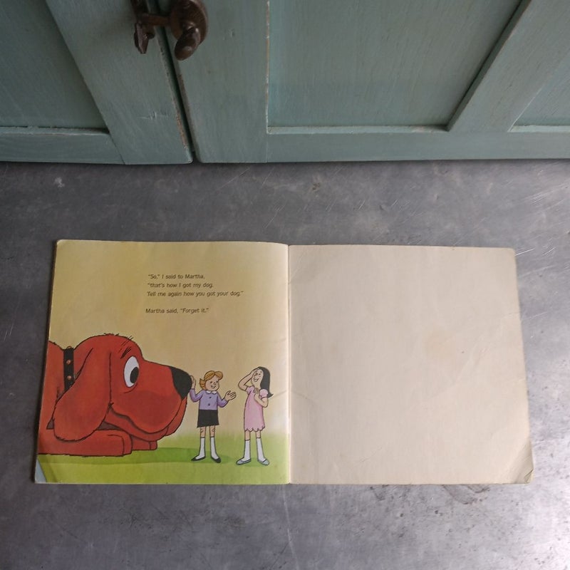 Clifford The Small Red Puppy