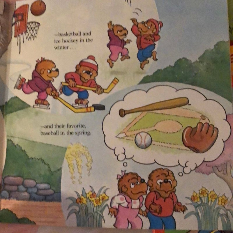 The BERENSTAIN Bears Go Out For The Team