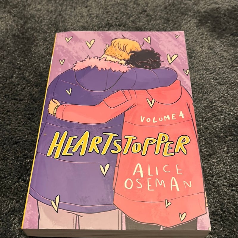 Heartstopper: Volume 4: a Graphic Novel