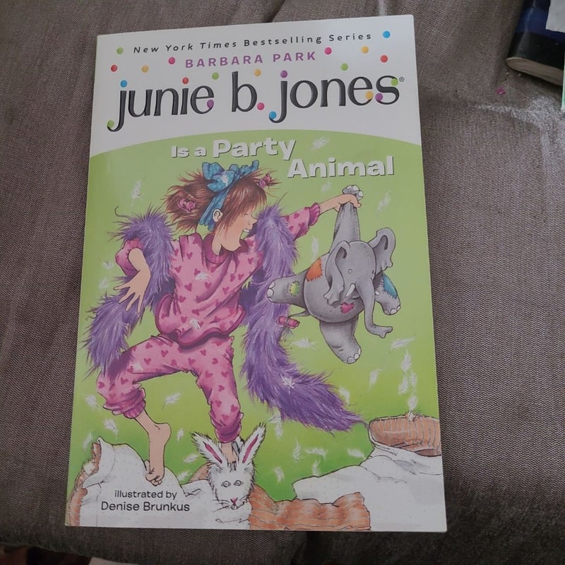 Junie B. Jones #10: Junie B. Jones Is a Party Animal