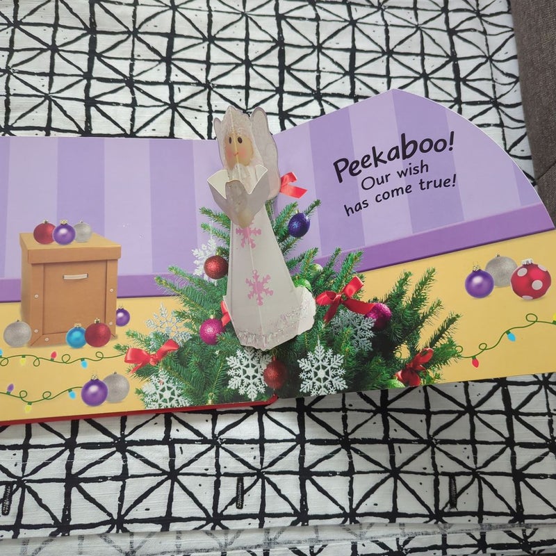 Pop-Up Peekaboo! Christmas