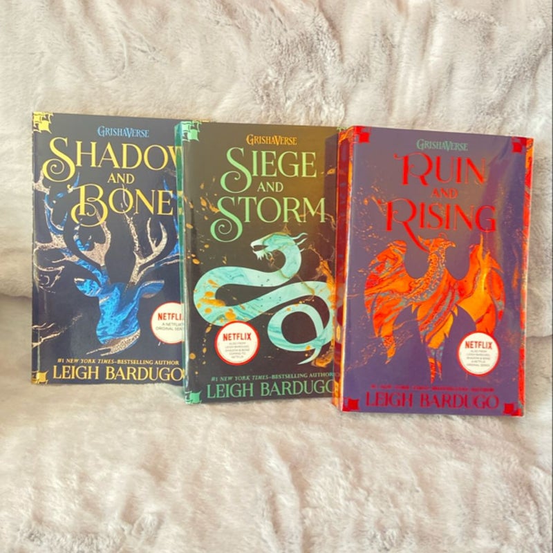 The Shadow and Bone Trilogy Boxed Set