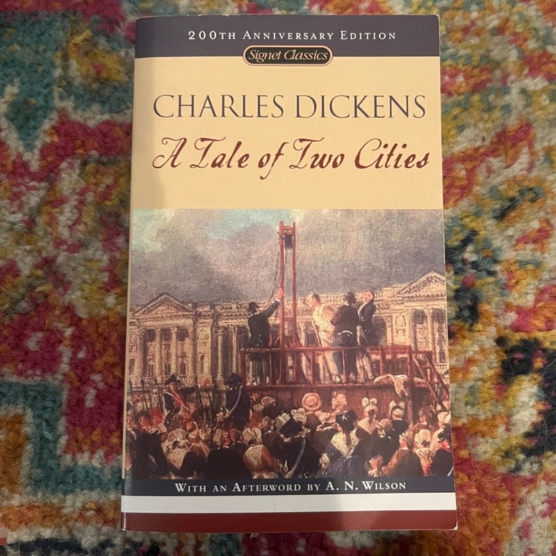 A Tale of Two Cities: (200th Anniversary Edition) (Signet Classics) - VERY GOOD