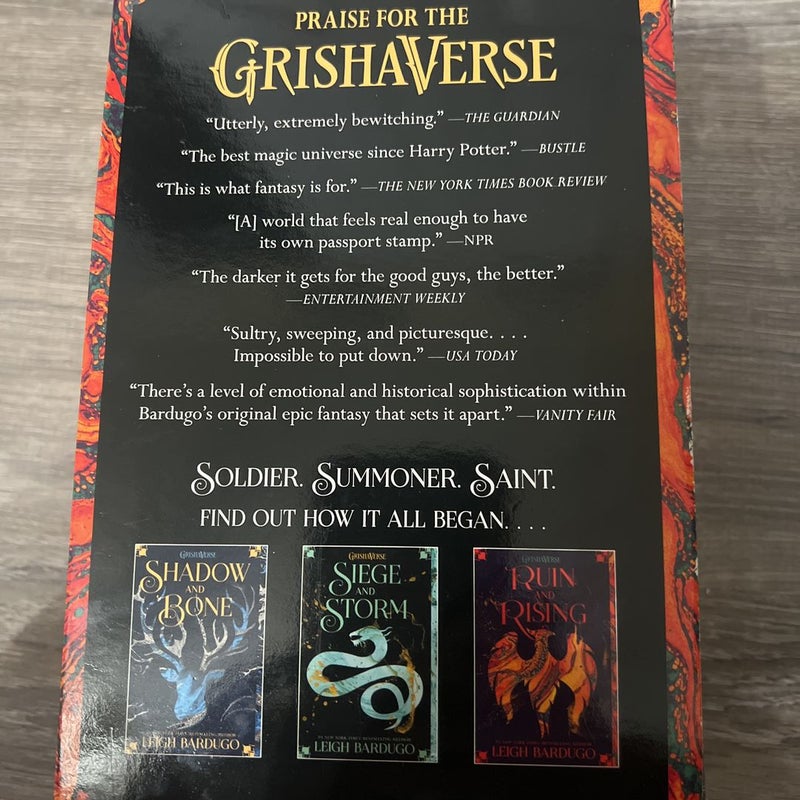 The Shadow and Bone Trilogy Boxed Set