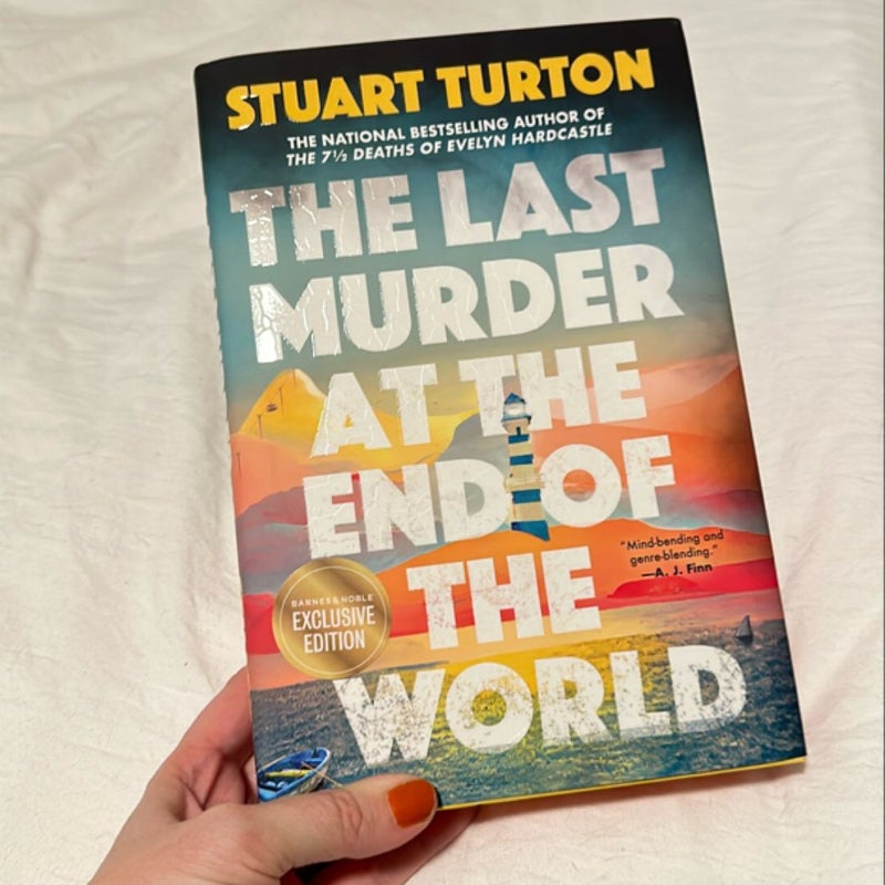 The last murder at the end of the world 