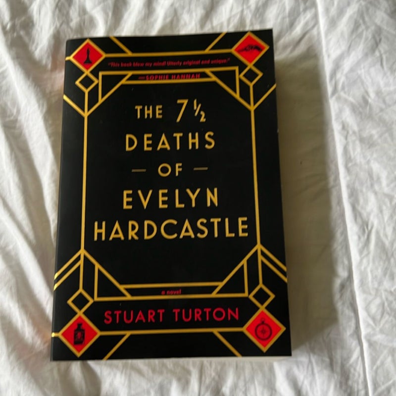 The 7½ Deaths of Evelyn Hardcastle