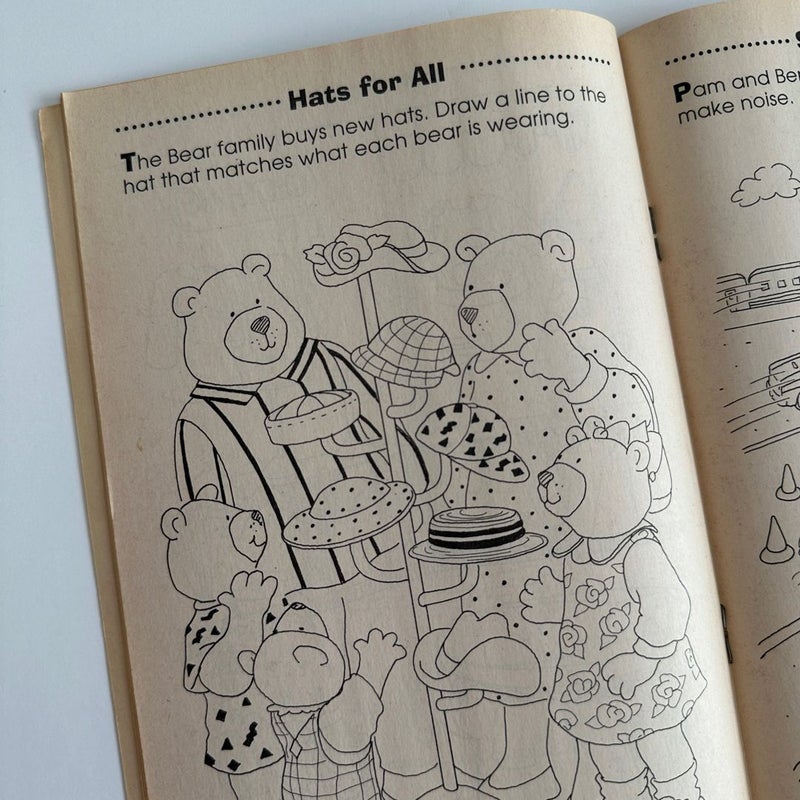 1994 A Day in the City, A Hello Reader! Activity