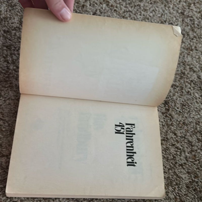 Fahrenheit 451