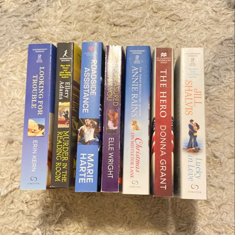 Lot of 7 Romance Books