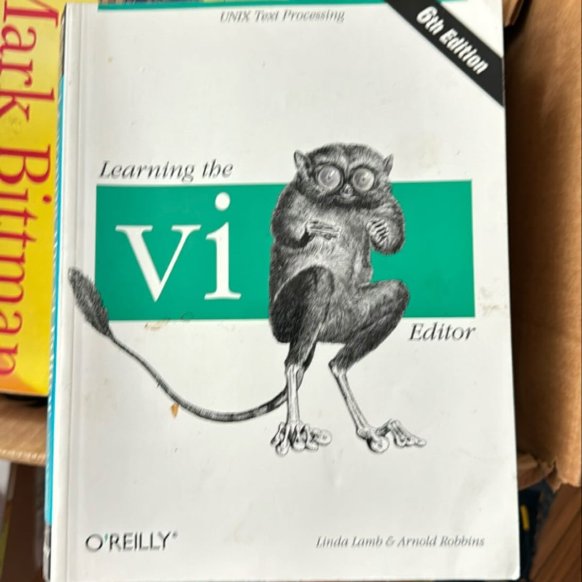 Learning the Vi Editor by Linda Lamb, Arnold Robbins