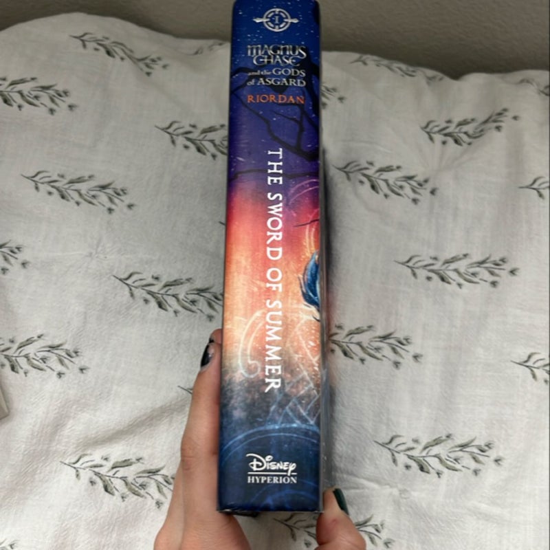Magnus Chase and the Gods of Asgard, Book 1 the Sword of Summer (Magnus Chase and the Gods of Asgard, Book 1)