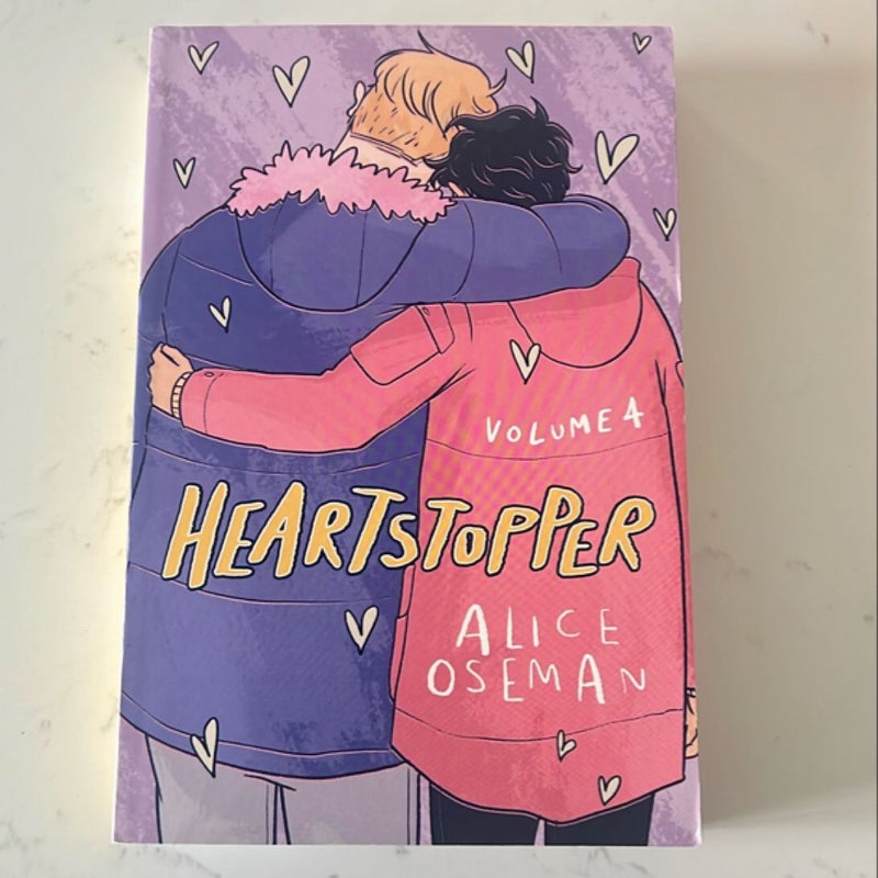 Heartstopper: Volume 4