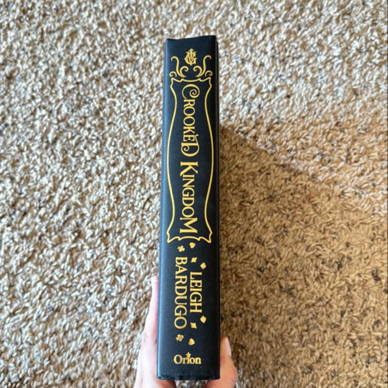 COLLECTORS EDITION - Crooked Kingdom