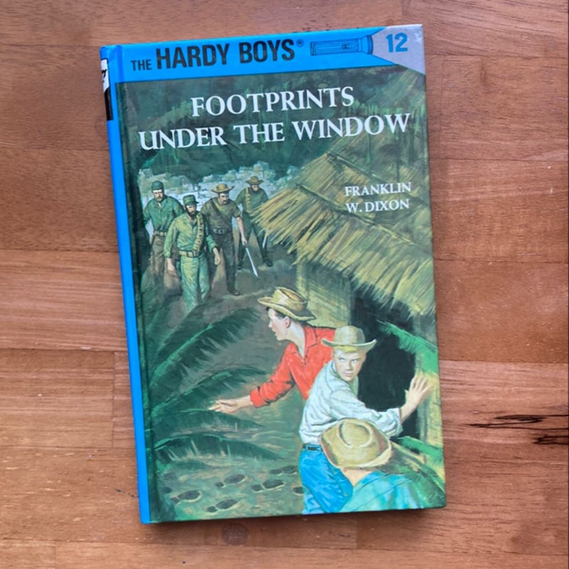 Hardy Boys 12: Footprints under the Window