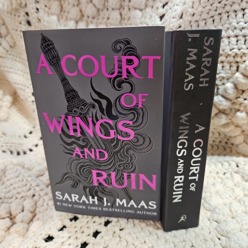 A Court of Wings and Ruin