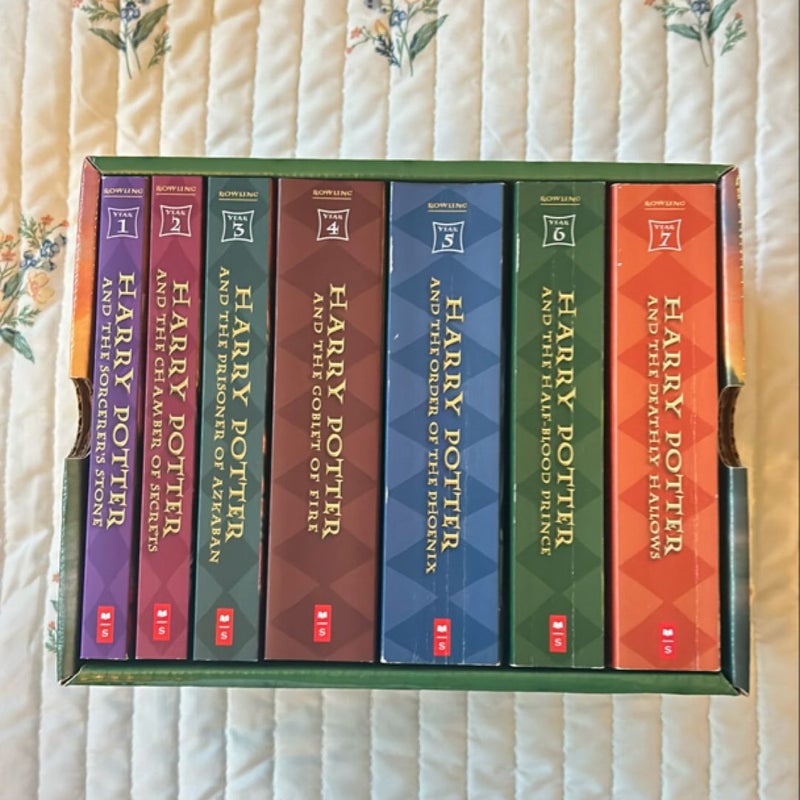 Harry Potter Paperback Boxset #1-7