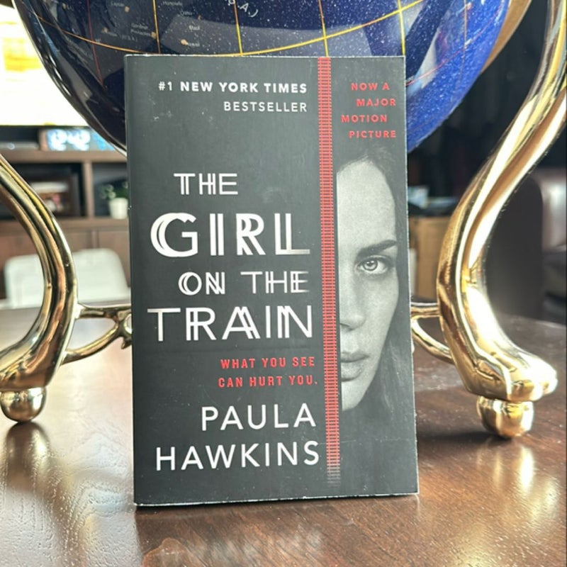 The Girl on the Train (Movie Tie-In)