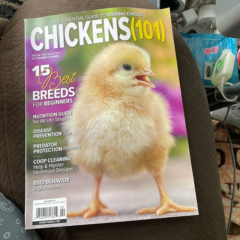 The essential guide to raising chicks Chickens(101) 