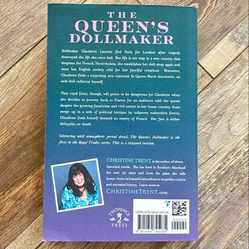 The Queen's Dollmaker