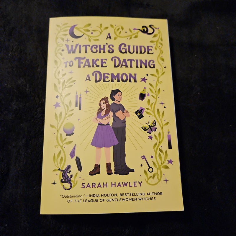 A Witch's Guide to Fake Dating a Demon