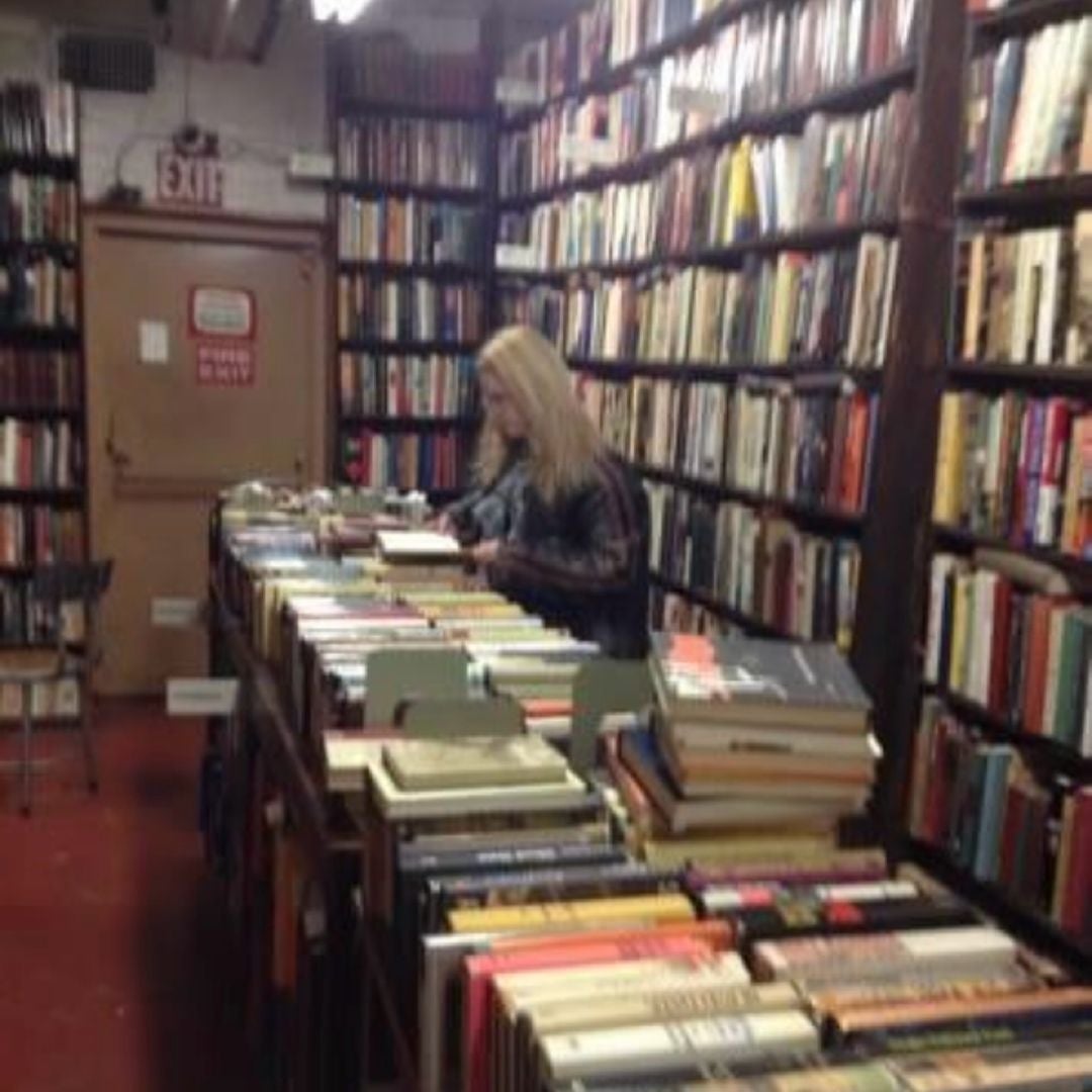 Shana’s Book Stop